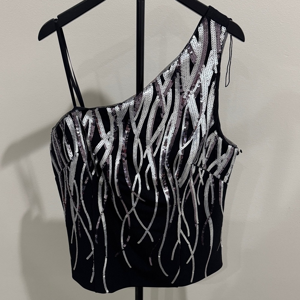Adrianna Papell Black and Silver Sequin Blouse